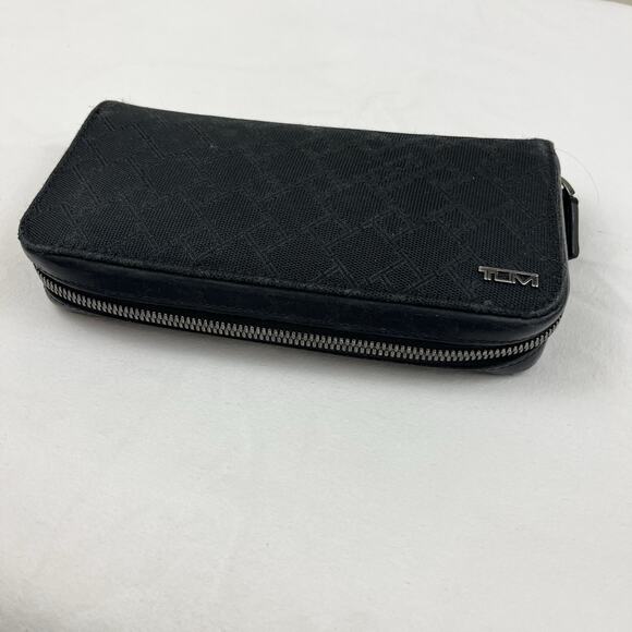 Tumi Long Zip Wallet Black Canvas/Leather Zip Around Unisex Clutch Travel - Picture 1 of 14